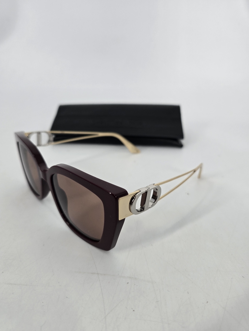 Dior 30Montaigne S13I Sunglasses in Sbord/bord Burgundy with Case